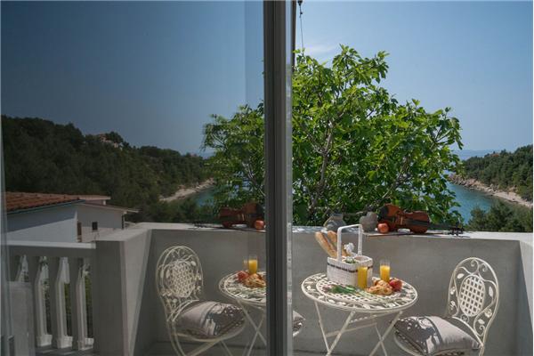 Apartment A1, for 6 persons