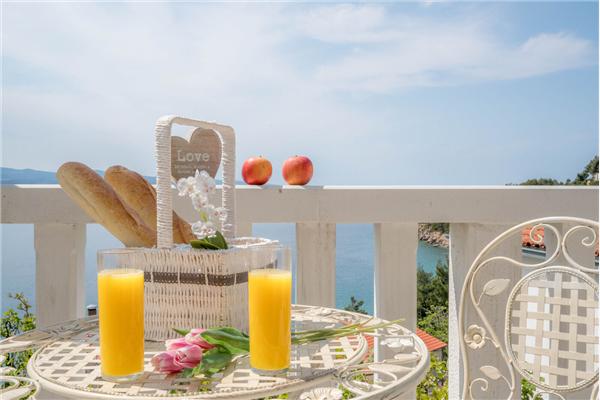 Apartment A1, for 6 persons