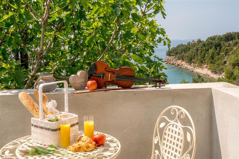 Apartment A1, for 6 persons