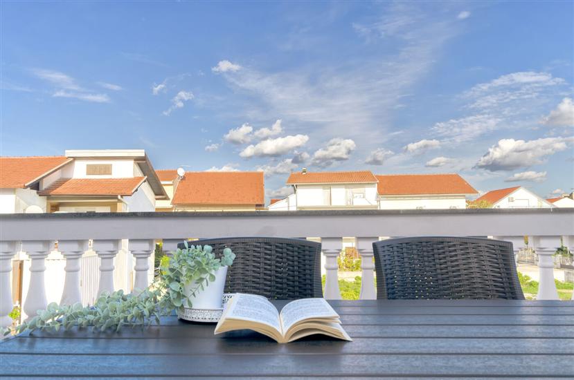 Apartment A2, for 5 persons