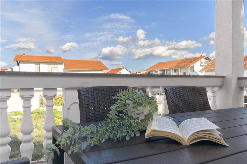 Apartment A2, for 5 persons