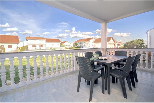 Apartment A2, for 5 persons