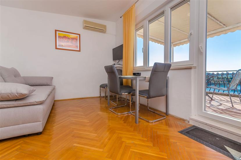 Apartment A5, for 4 persons