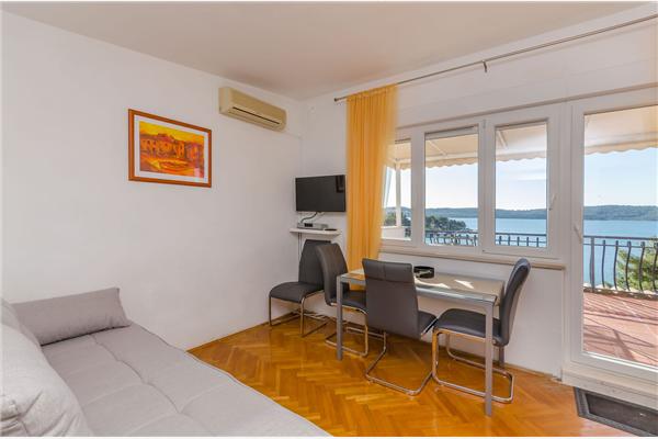Apartment A5, for 4 persons