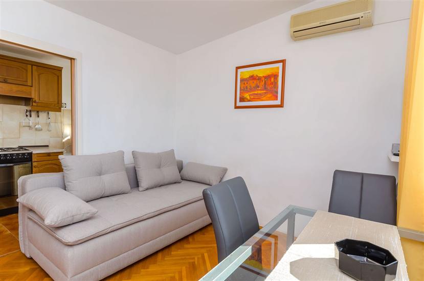 Apartment A5, for 4 persons