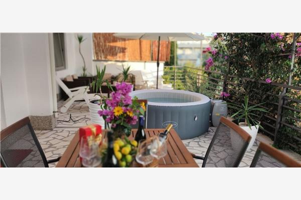 Apartman A1, na 6 osebe