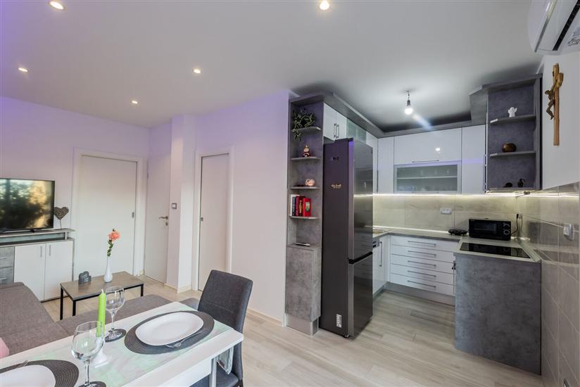 Apartment A1, for 3 persons