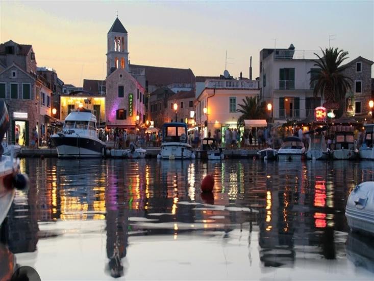 Apartmaj Jacuzzi Residence