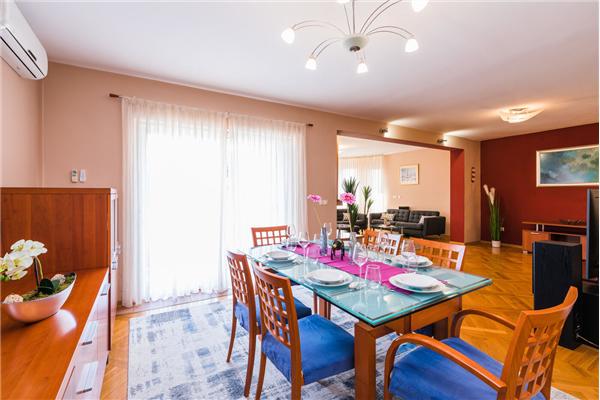 House K1, for 10 persons