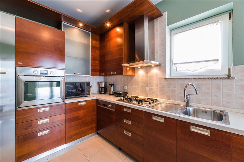 House K1, for 10 persons