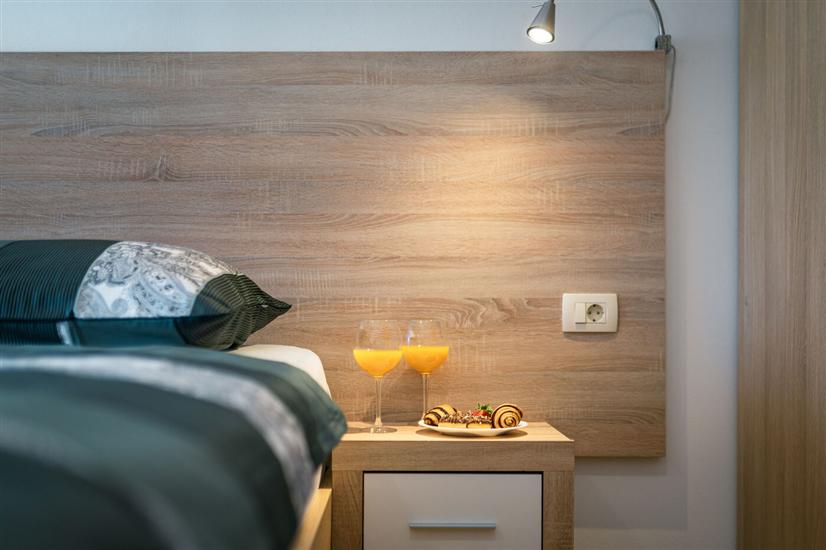 House K1, for 12 persons