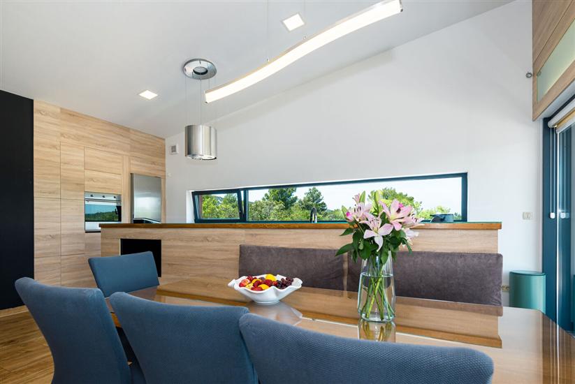 House K1, for 12 persons