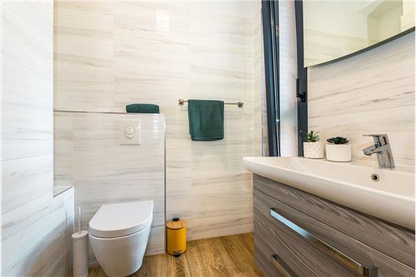 House K1, for 12 persons