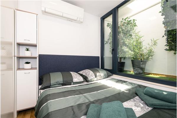 House K1, for 12 persons