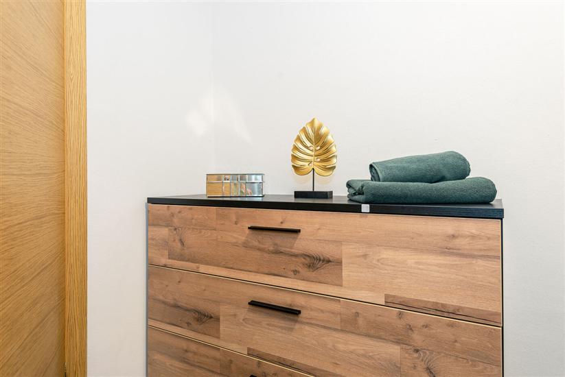 House K1, for 12 persons