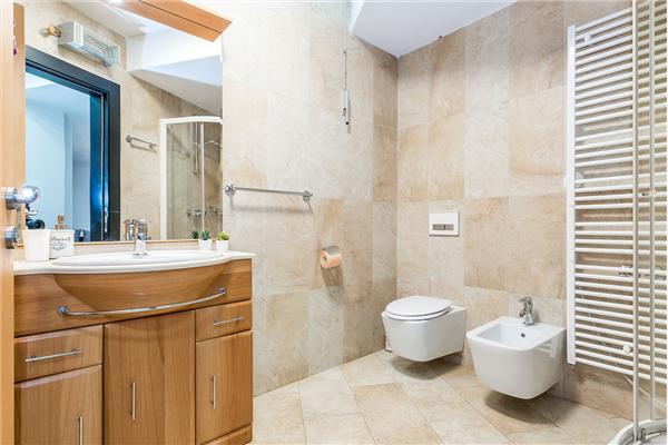 House K1, for 12 persons