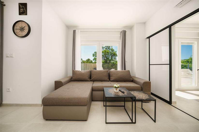 Apartment A1, for 6 persons