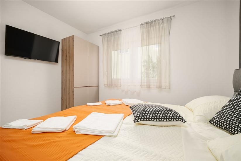 Apartment A1, for 6 persons