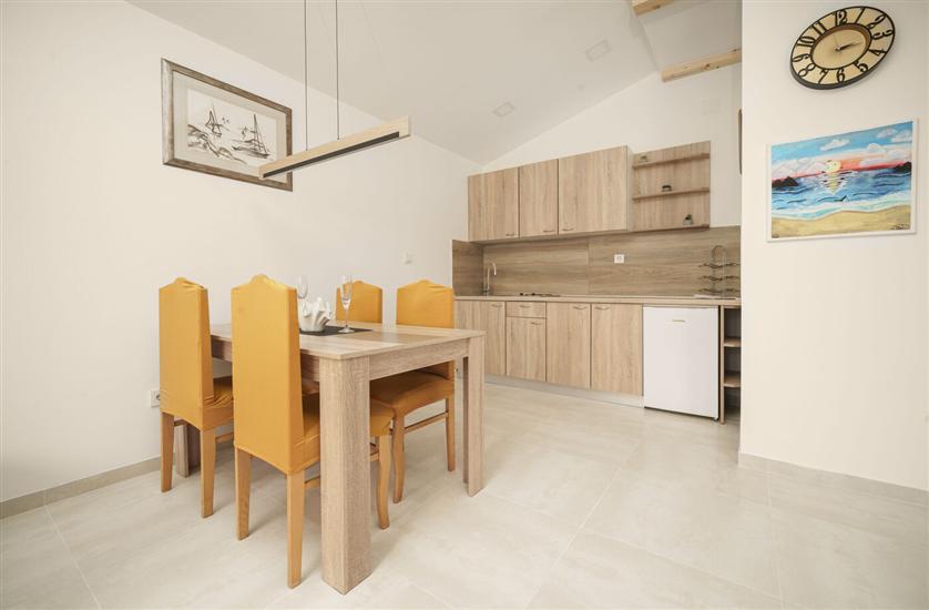 Apartment A2, for 4 persons