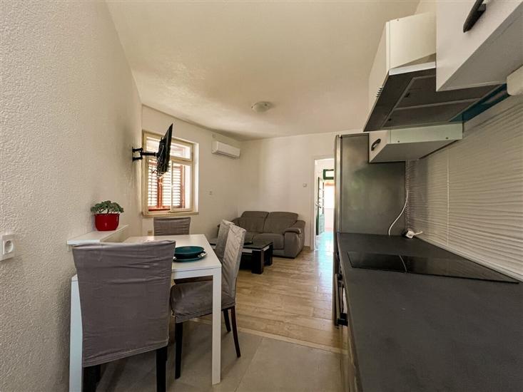 Apartment A1, for 5 persons
