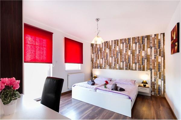 House K1, for 22 persons