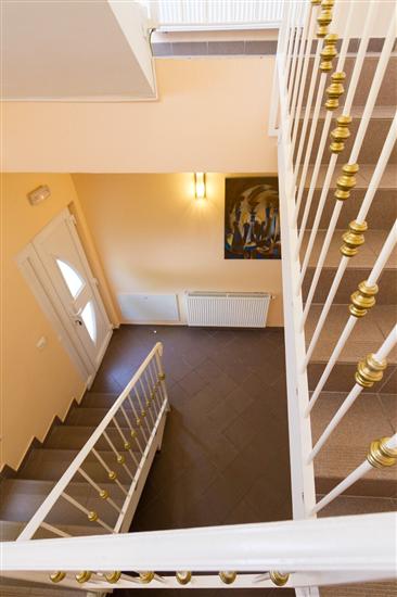 House K1, for 22 persons