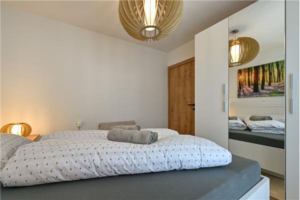 Apartment A1, for 5 persons