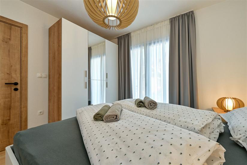 Apartment A1, for 5 persons