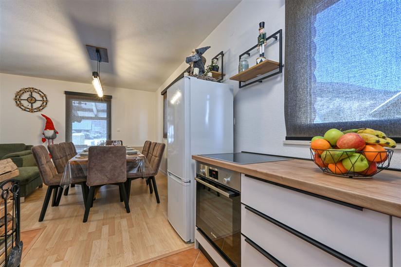 Apartment A1, for 5 persons