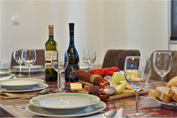 Apartment A1, for 5 persons