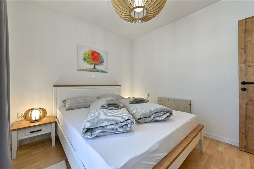 Apartment A2, for 5 persons