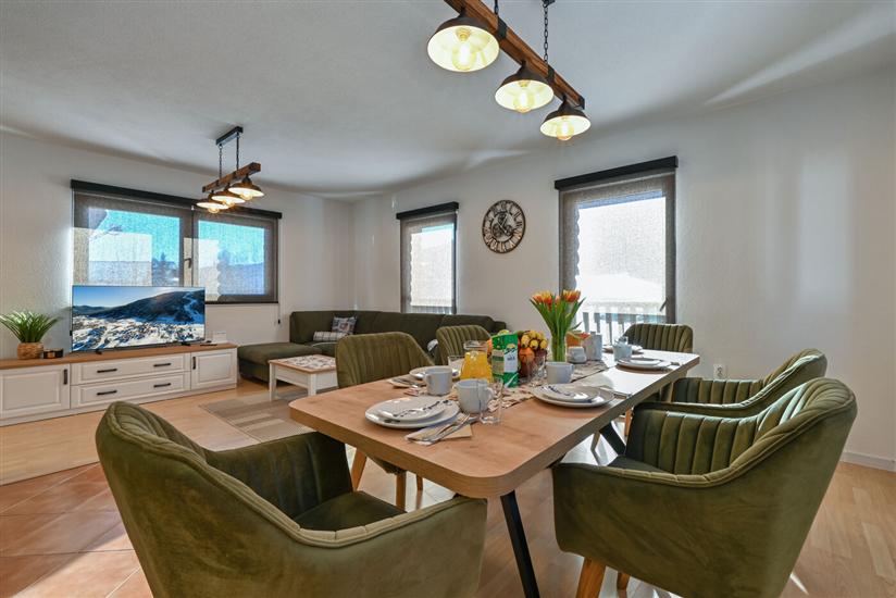 Apartment A2, for 5 persons