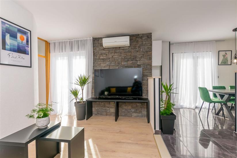 Apartment A3, for 6 persons