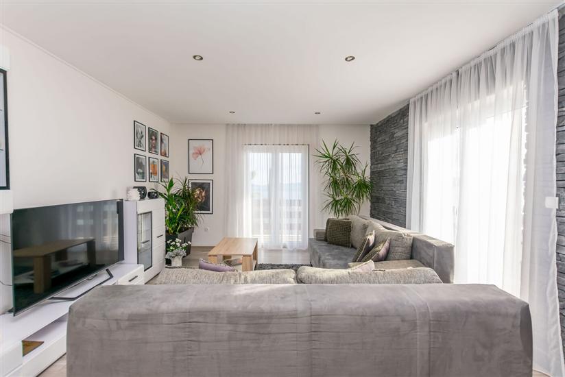 Apartment A2, for 6 persons