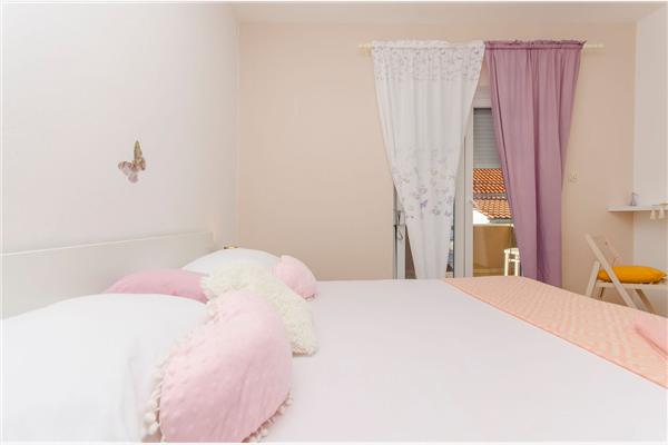 Apartment A1, for 6 persons