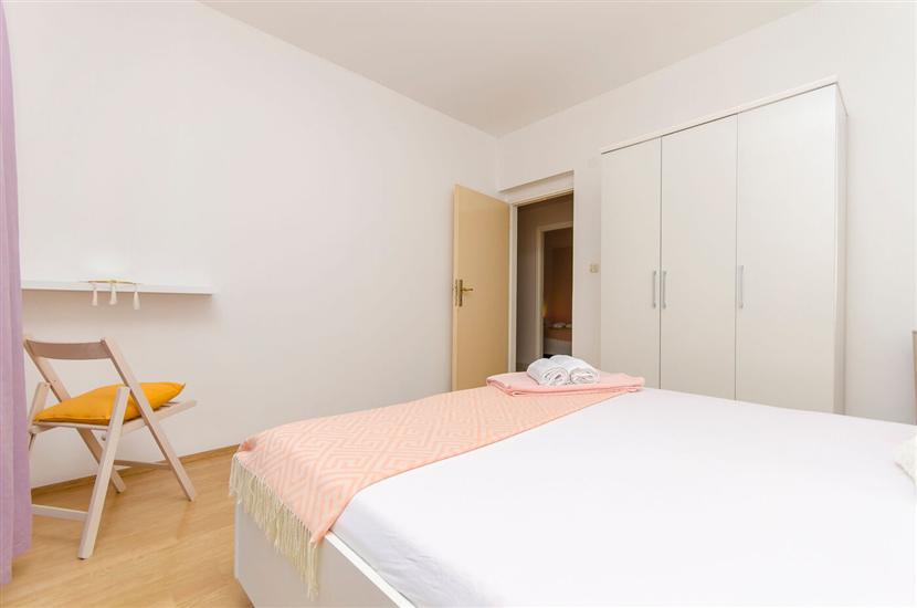 Apartment A1, for 6 persons