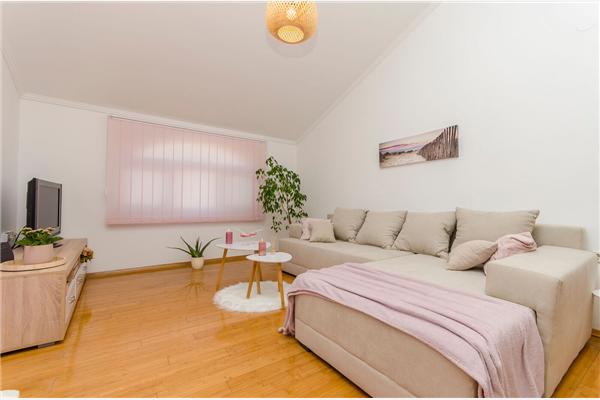 Apartment A1, for 6 persons