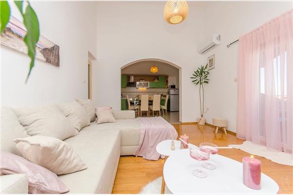 Apartment A1, for 6 persons