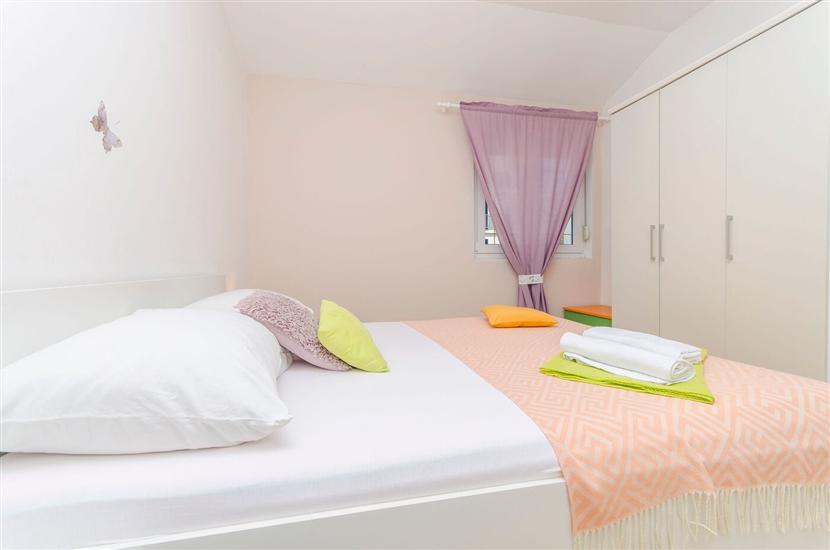 Apartment A1, for 6 persons