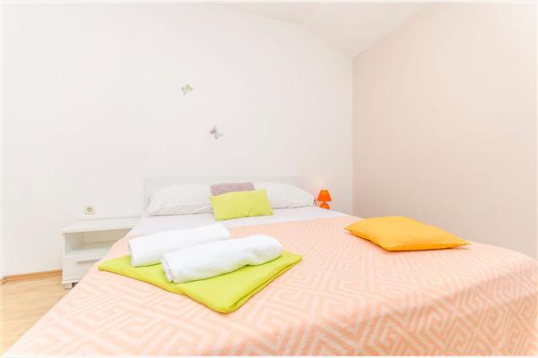 Apartment A1, for 6 persons