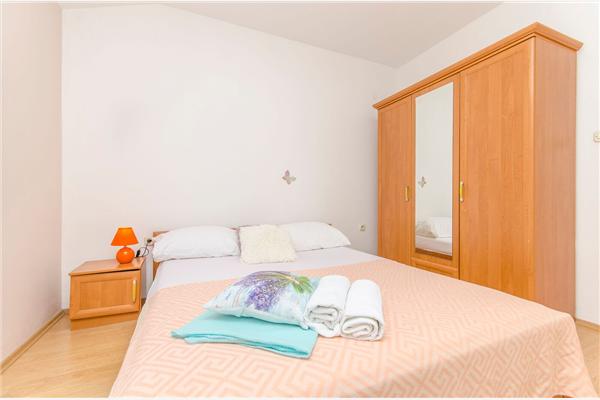 Apartment A1, for 6 persons