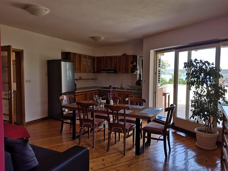 Apartment A2, for 5 persons