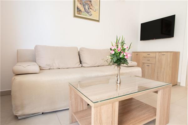 Apartment A2, for 3 persons