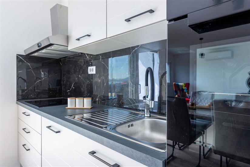 House K1, for 10 persons