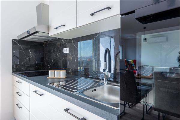 House K1, for 10 persons