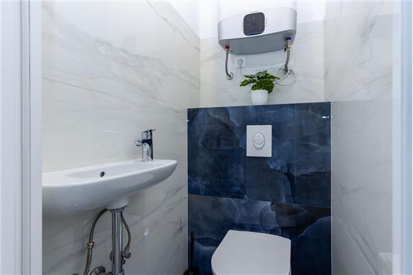 House K1, for 10 persons