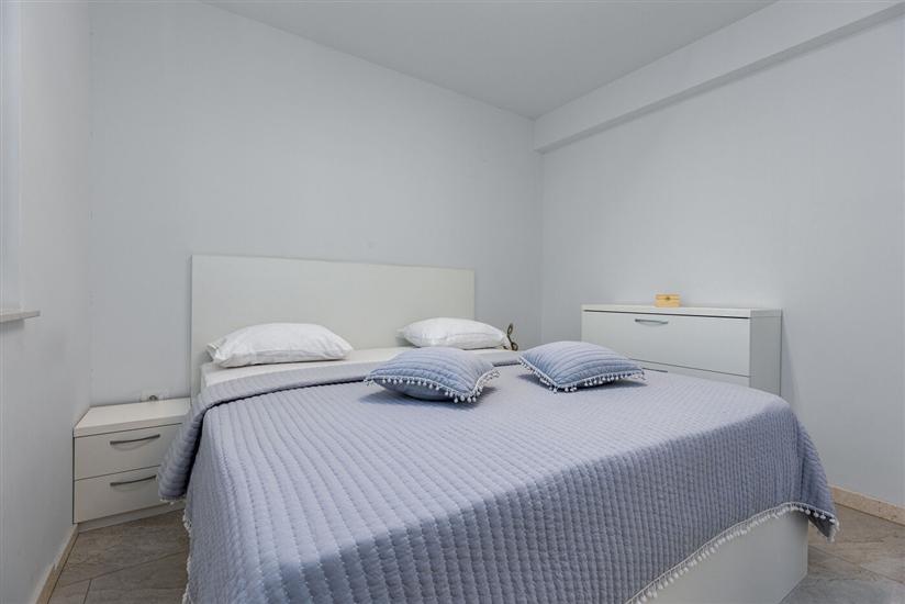 House K1, for 10 persons