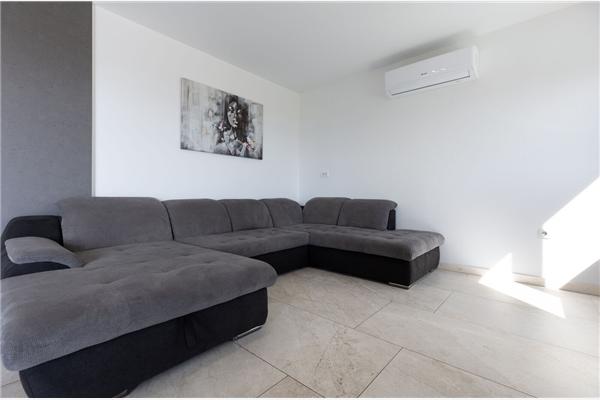 House K1, for 10 persons