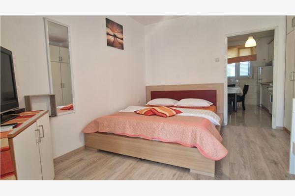 Apartment A1, for 3 persons