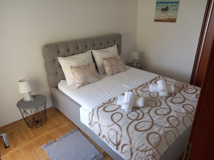 Apartment A4, for 3 persons